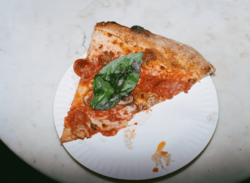 Pizza slice